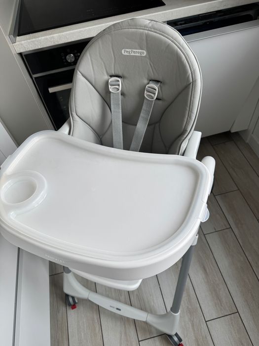 Peg Perego prima papa follow me - столче за хранене