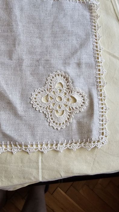 Ръчно бродирани карета, комплект за сервиране ковьор