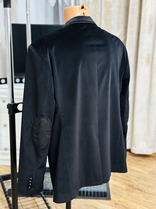 Vând sacou din catifea impecabil de la brandul VIGGO