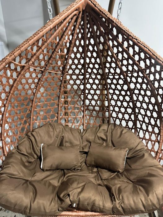 Кресло-качеля коричневое