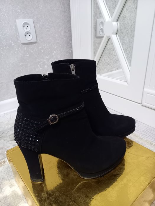 Сапожки на выход