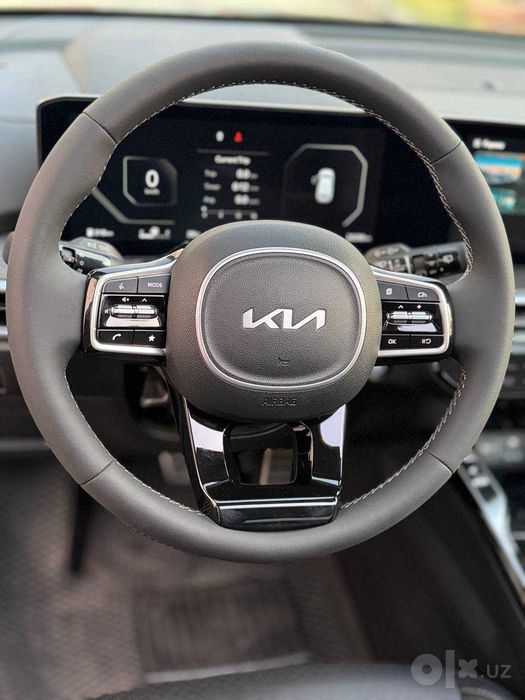 Kia Соренто Comfort Plus 2.5 AT AWD 7 местный 2024г 26 тыс км!