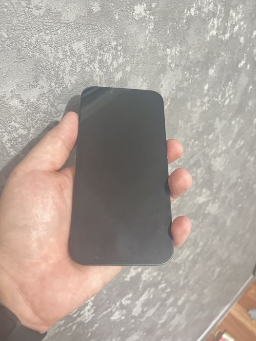 Продам Iphone 14