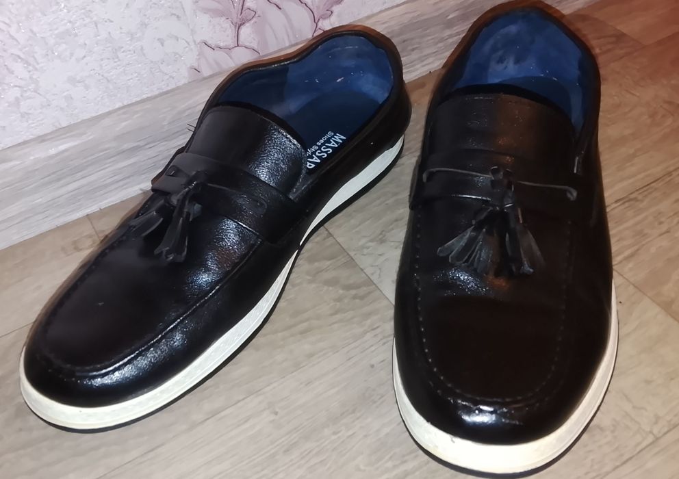 Продам туфли мужские на 40 размер ног маломерка