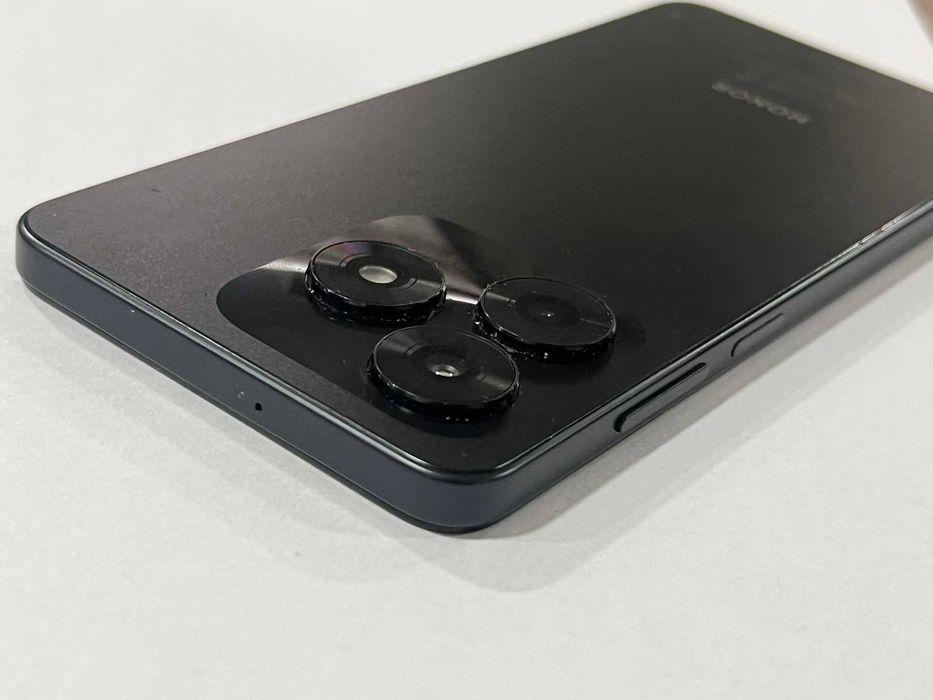 Honor x5c 64GB запазен