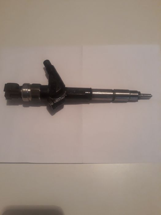 Injector nisan x trail