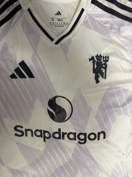 Tricou Manchester United Bruno Fernandes 8 (XL)