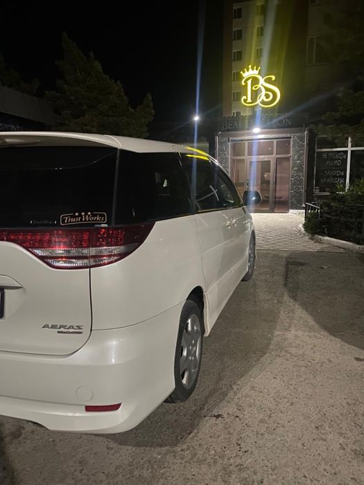 Toyota ESTIMA 2006