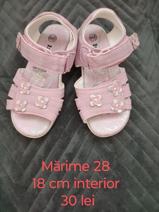 Sandale fetița 28