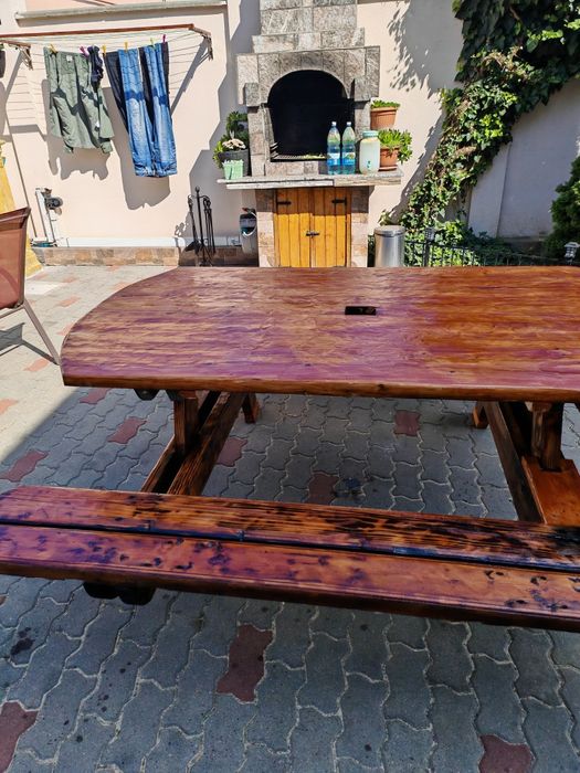 Set mobilier, masa cu băncuțe din lemn pentru terasa, gradina, curte