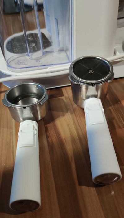 Продавам Кафе машина Cecotec Power Instant-ccino 20, 1470 W, 20 бара