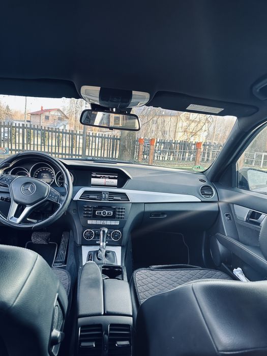 Mercedes Benz C class 4*4