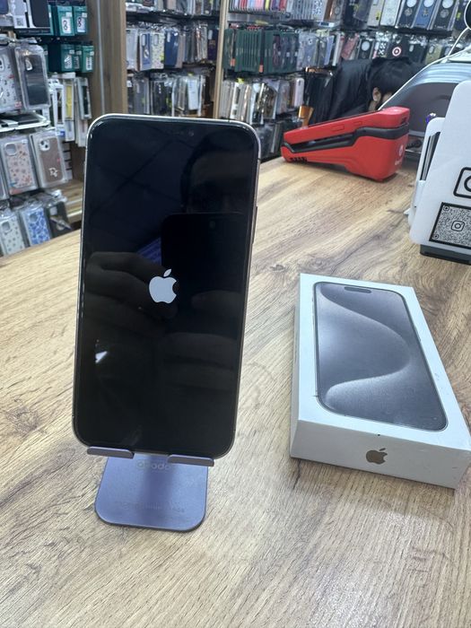 Iphone Xr на корпусе 15 про