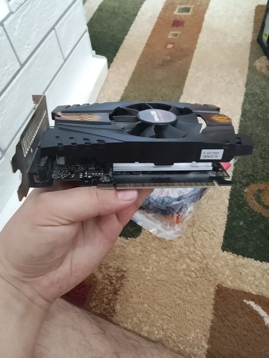 Продам видеокарту