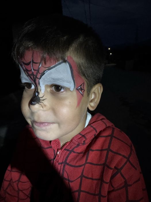 Pictura pe fața pentru copilasi