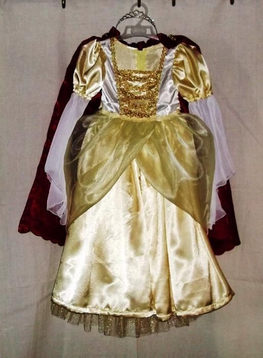 costume serbare si evenimente