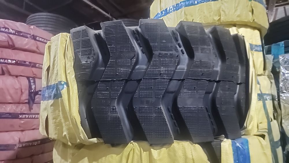 ШИНА Размера 23.5/70-16 GREAMARK (Китай). - Для спецтехники.