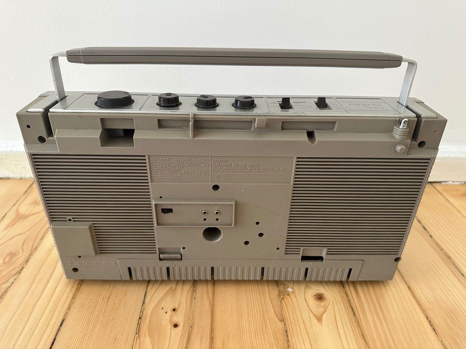 Sharp GF 4949 радиокасетофон