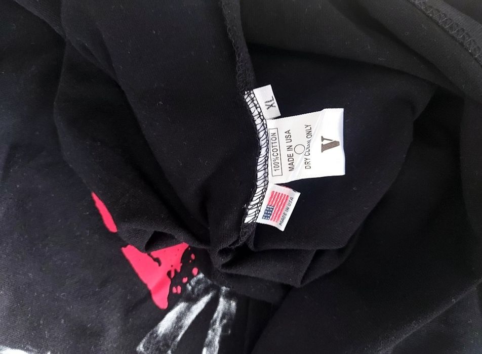 Vlone x Never Broke Again Bones T-shirt
Black