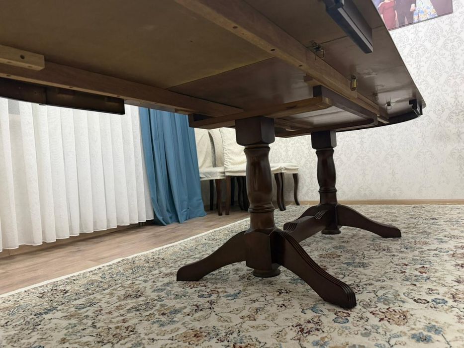 Продам стол для гостей