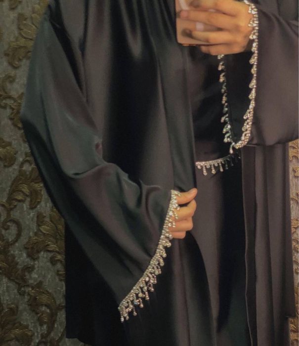 Skidka 350.000 Xit prodaj   abaya+baza+belbogʻ