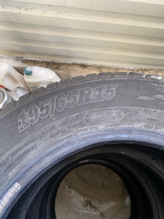 Продам шины почти новые