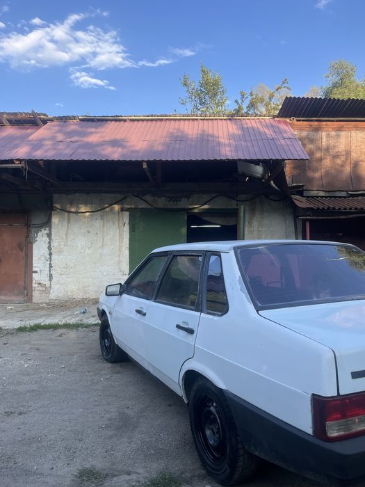 ВАЗ 21099, 1999года