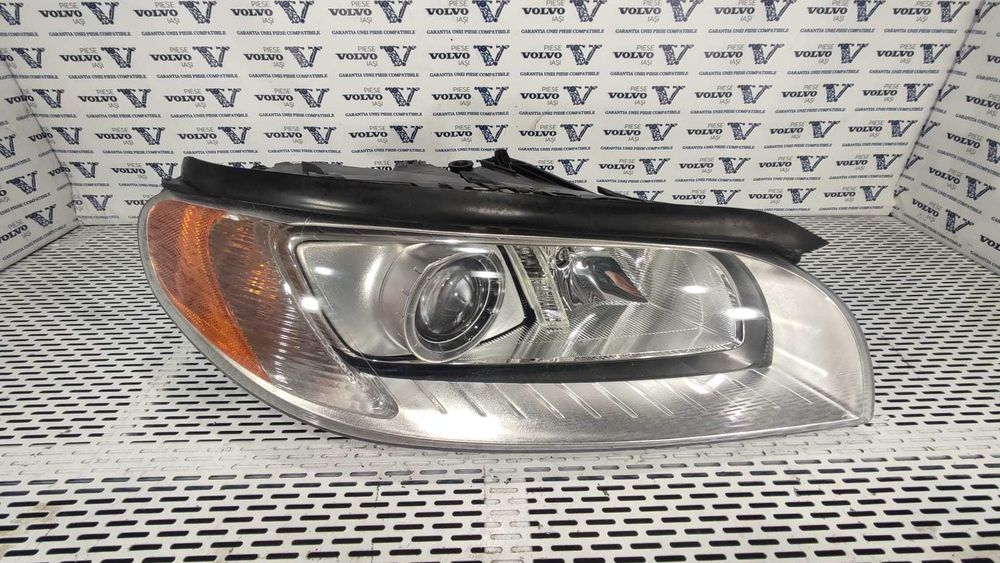 Far dreapta XENON OEM VOLVO S80 V70 S70 2008 - 2013