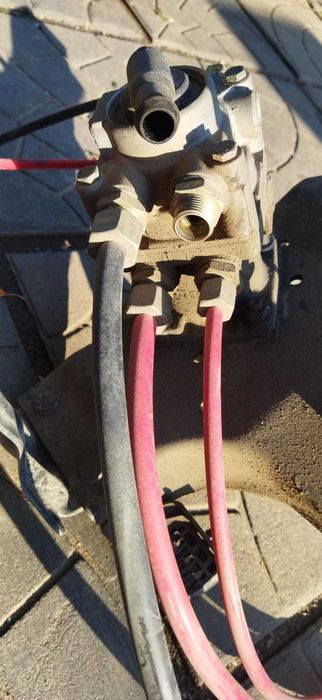 Тормозной кран Isuzu