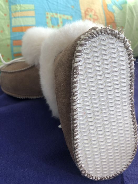 Пухкави пантофи естествена кожа, размер 20-22