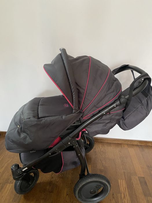 Продам детскую коляску