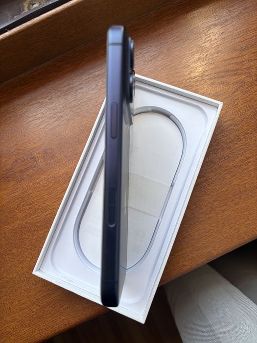 Iphone 17 pro с гарантией