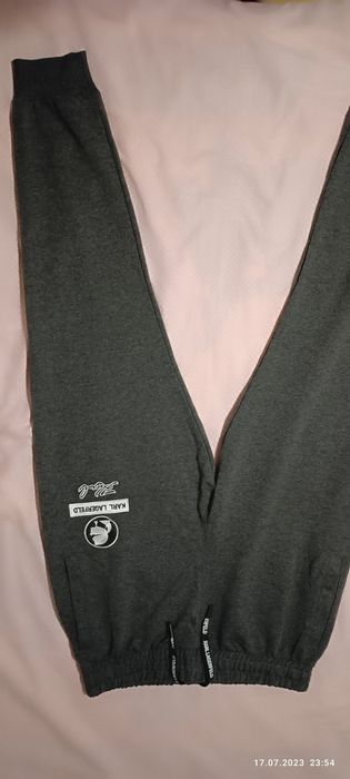 KARL LAGERFELD. Moncler и BOSS-Мъжки комплекти..