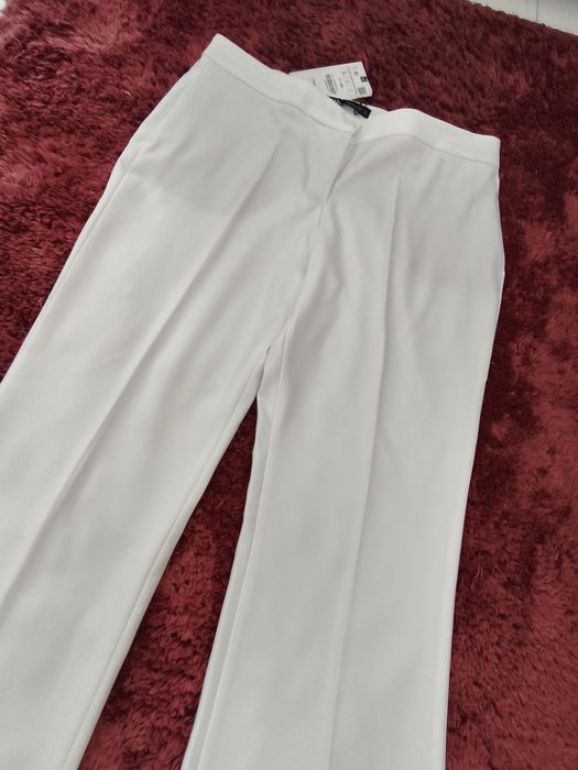 Pantaloni albi Zara mărimea L