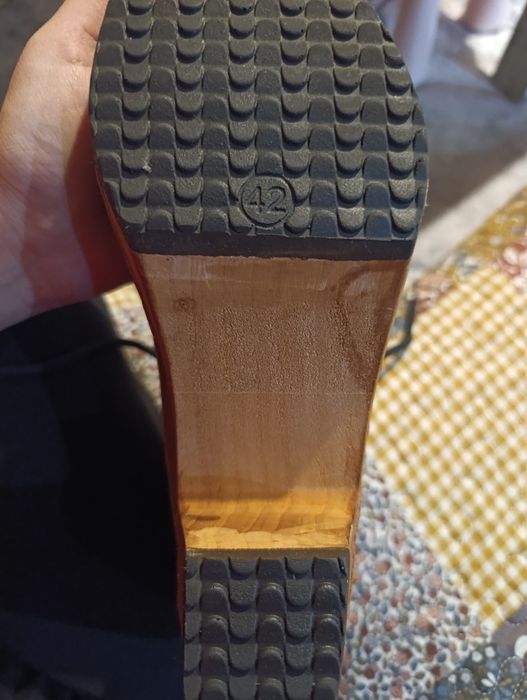 Woody Анне боти бижу