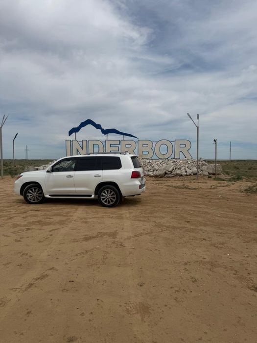 Аренда автомобиля Lexus LX 570