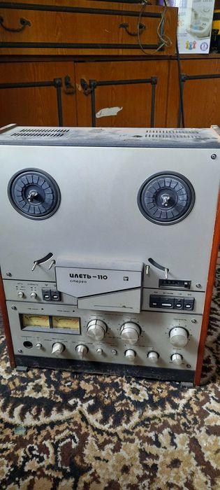 Продам срочно проигрыватель