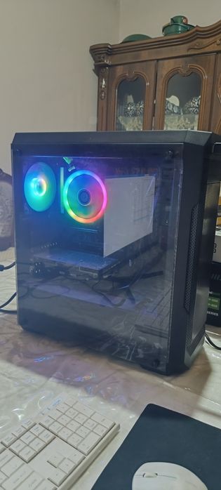 Kompyuter 3 d max va kuchli oʻyinlar uchun