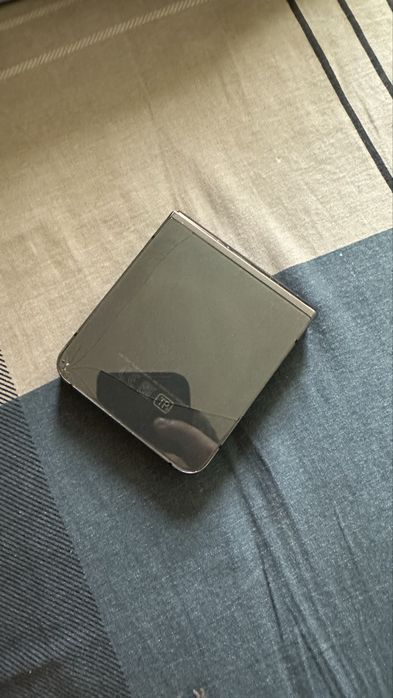 Samsung Z flip 5