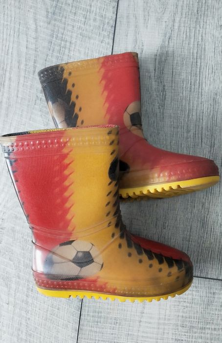 Резиновые сапоги