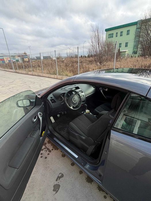 Vând Renault Megane Cabrio 1,9