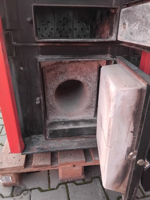 Vând centrală Fröling