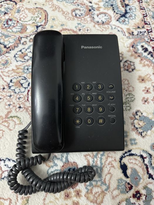 Продаю домашний телефон