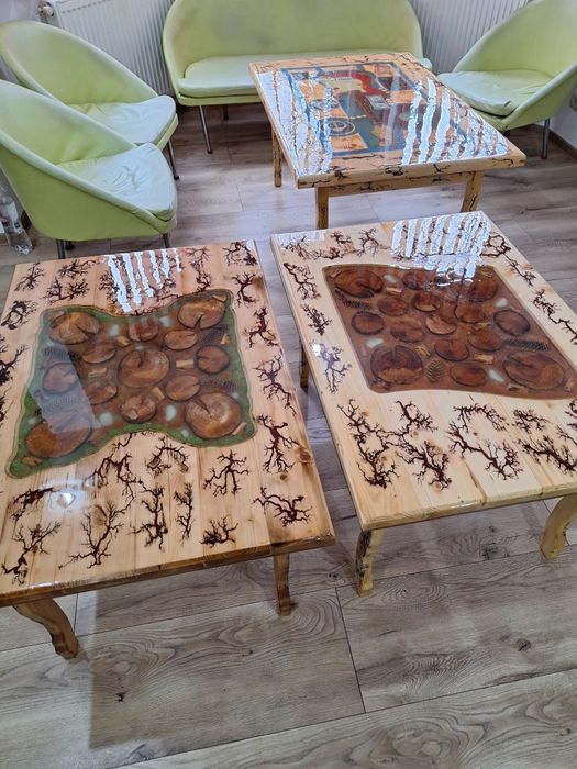 Se vinde masuta de cafea