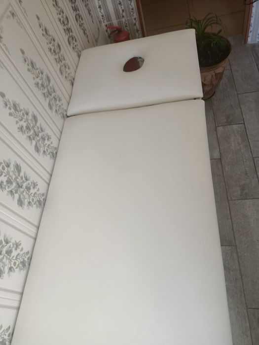 Продам массажные кушетки