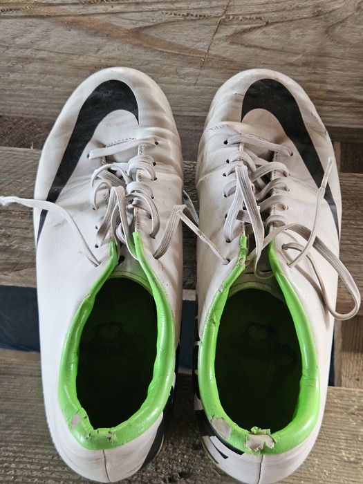 Crampoane Nike fotbal