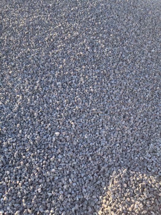 Balast nisip sort pămînt negru piatră pt drum piatră decorativă