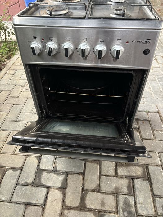 Продам газову плиту Dauscher