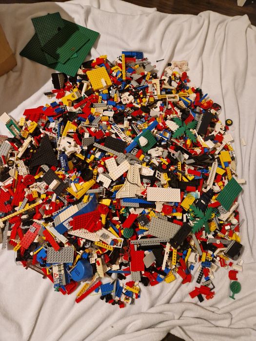 Piese lego pentru completări