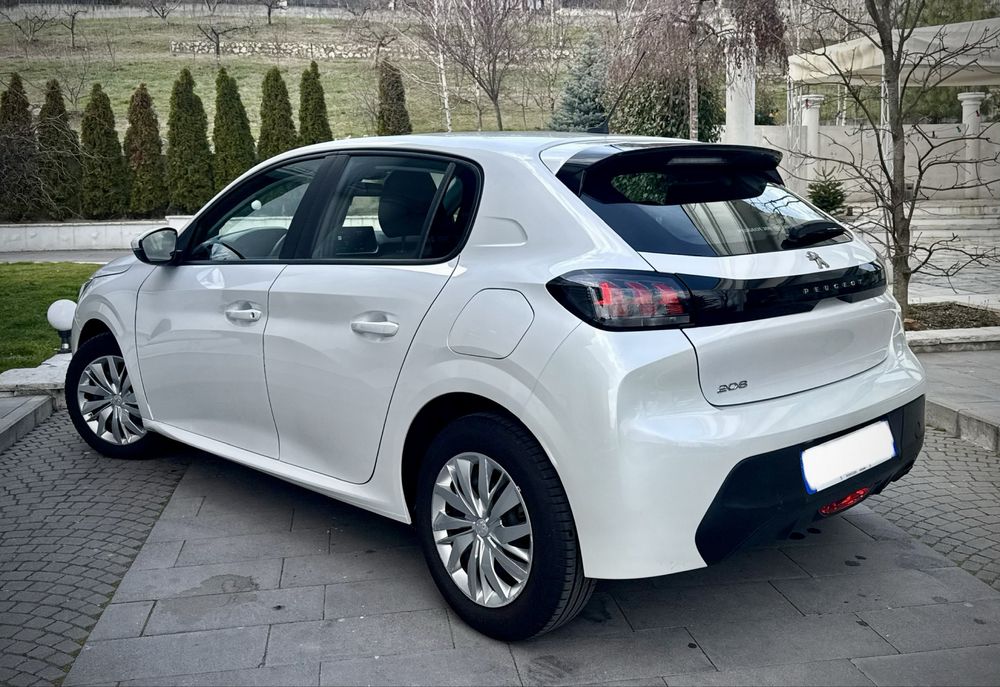 Peugeot 208 1.5d Allure Fab 2021 !